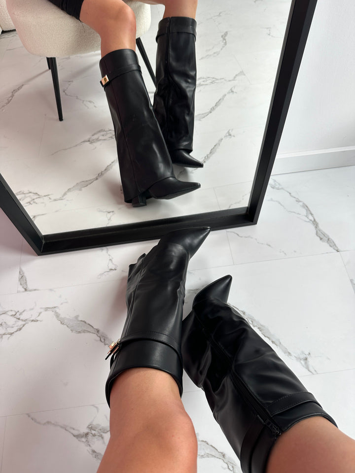 Bottes en cuir noir SERENA™